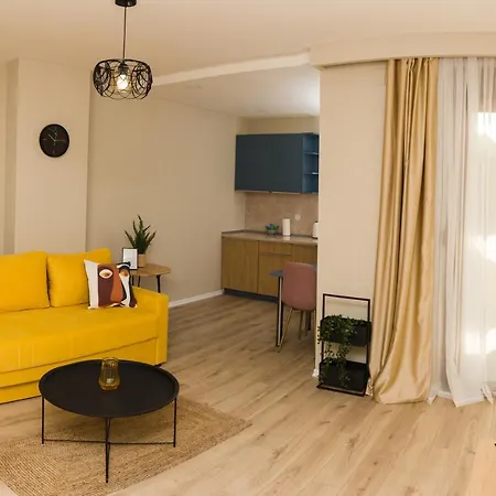 Urban Apartments- Free Private Parking