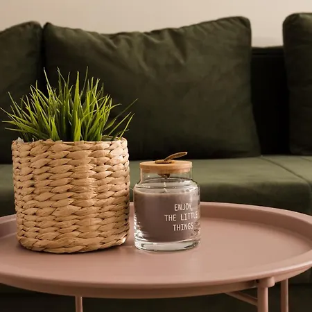 Urban Apartments- Free Private Parking * Μόσταρ