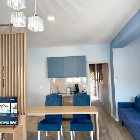 Urban Apartments- Free Private Parking Μόσταρ
