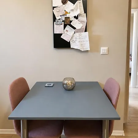 Διαμέρισμα Urban Apartments- Free Private Parking