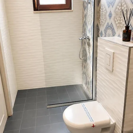 Urban Apartments- Free Private Parking Διαμέρισμα *
